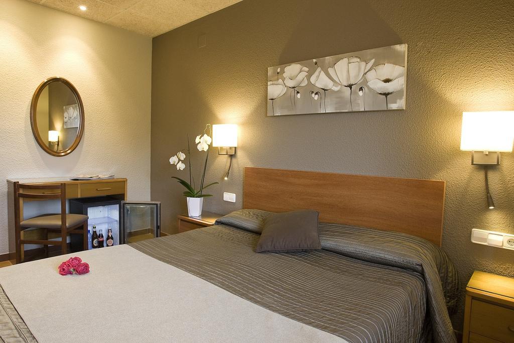 Hostal Barris Pals Room photo